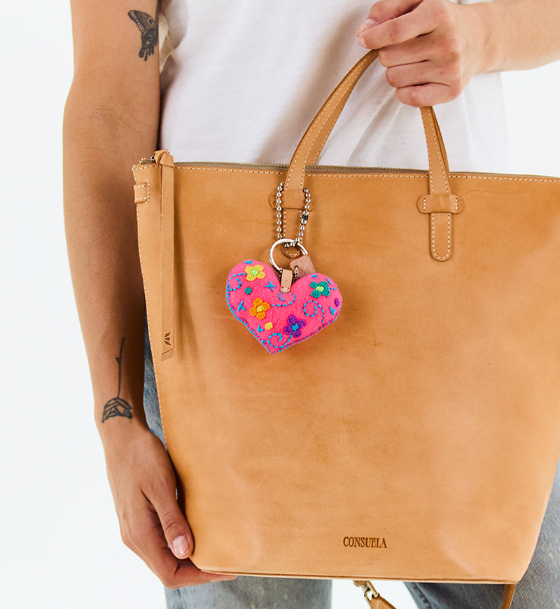 Corazon Grande Pink Charm - Image 4