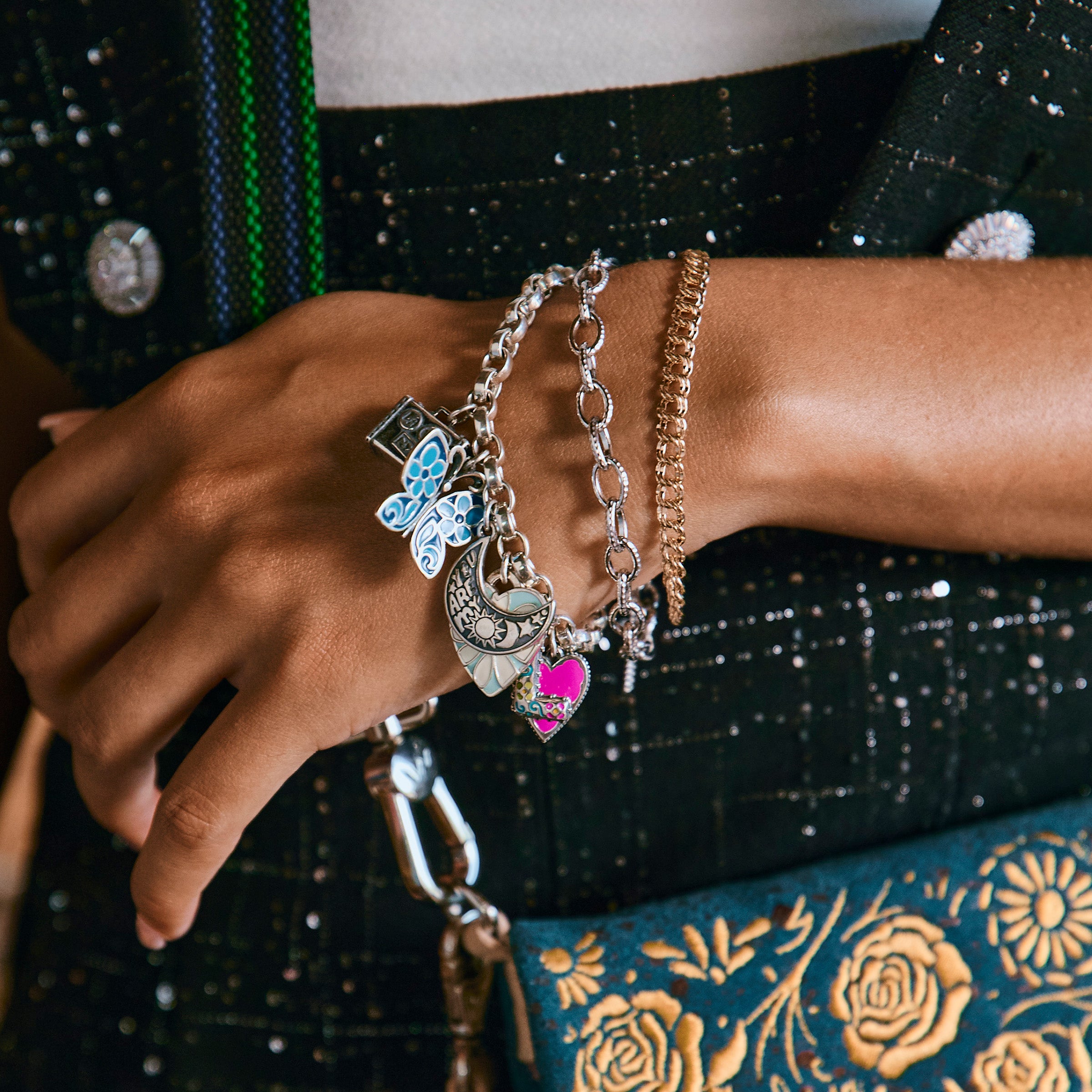 Textured Oval Charm Bracelet - Image 3